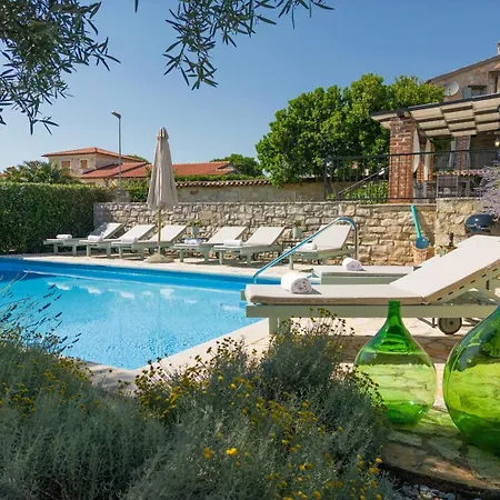 Villa Lotus San Lorenzo Sveti Lovrec Pazenaticki