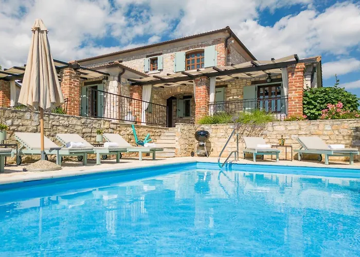 Lotus San Lorenzo Villa *