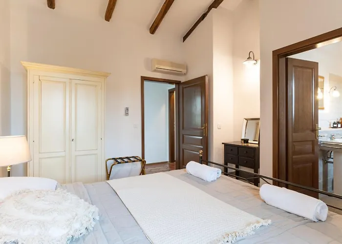 Villa Lotus San Lorenzo *