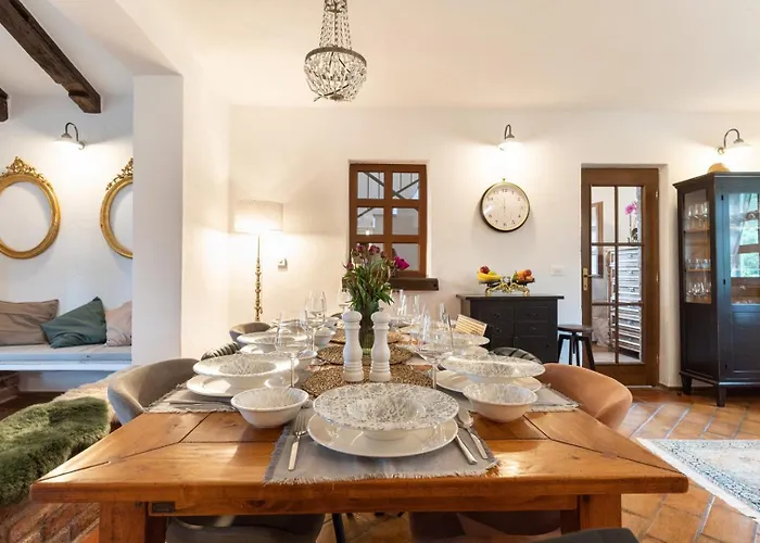 Lotus San Lorenzo Villa *